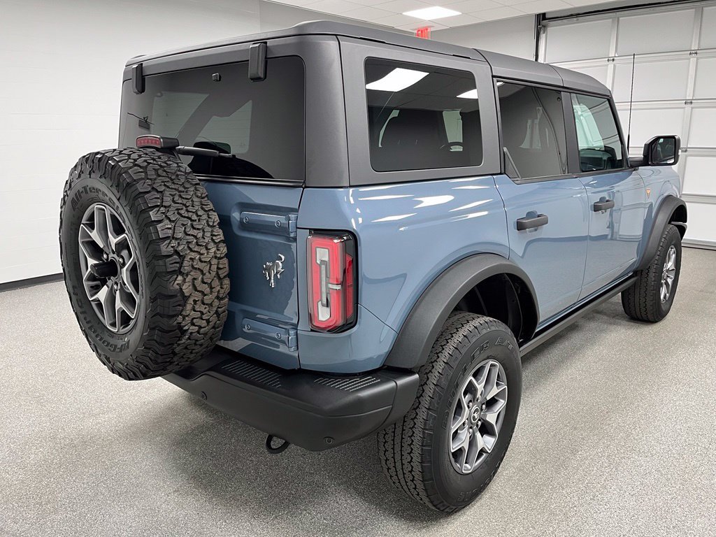 Used 2023 Ford Bronco Badlands AWD/4WD image 10