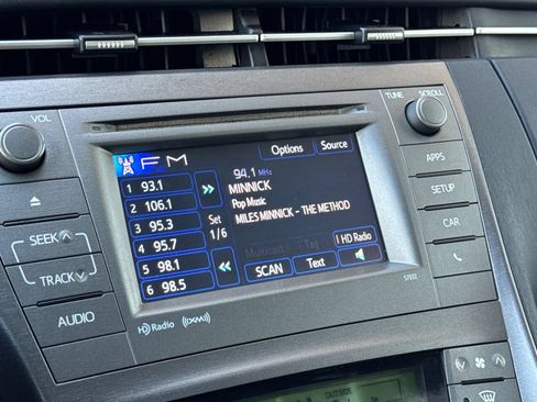 Used 2012 Toyota Prius Three FWD image 22