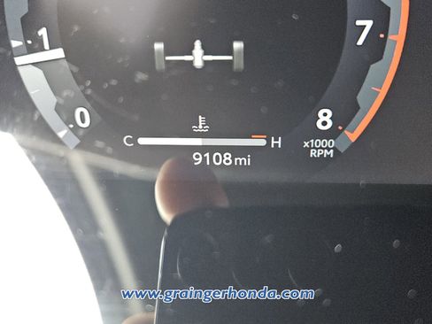 Used 2025 Toyota Tacoma TRD Sport w/ TRD Sport Upgrade Package image 23