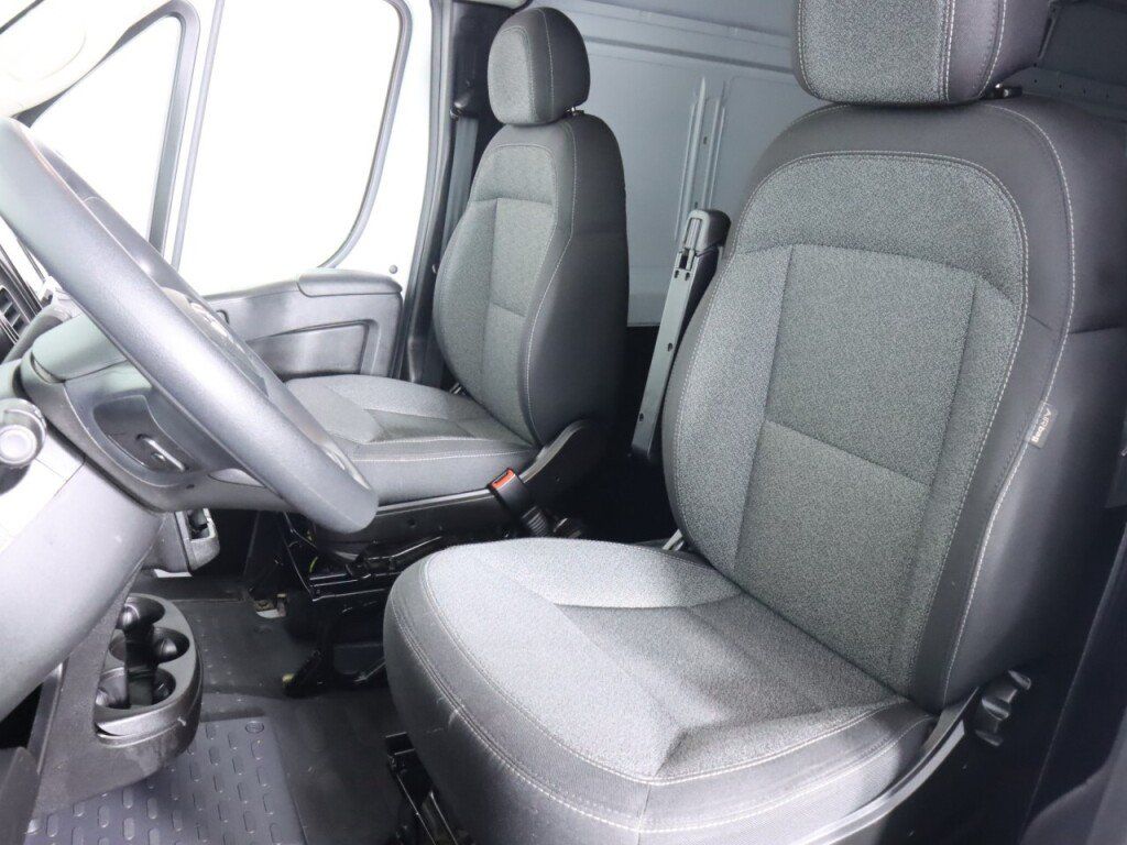 Used 2023 RAM ProMaster 2500 FWD image 27