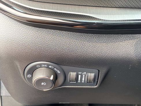 Certified 2022 Jeep Compass Trailhawk w/ Trailhawk Elite Group image 21