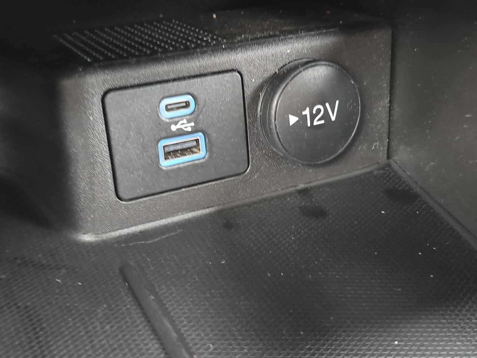 Used 2023 Ford Escape Active AWD/4WD image 30