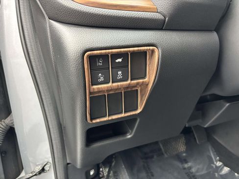 Used 2019 Honda CR-V EX-L image 16