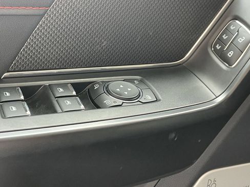 Used 2025 Ford F150 Raptor image 10