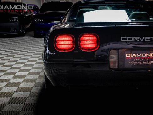 Used 1994 Chevrolet Corvette ZR1 image 39