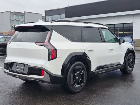 Certified 2024 Kia EV9 GT-Line image 6