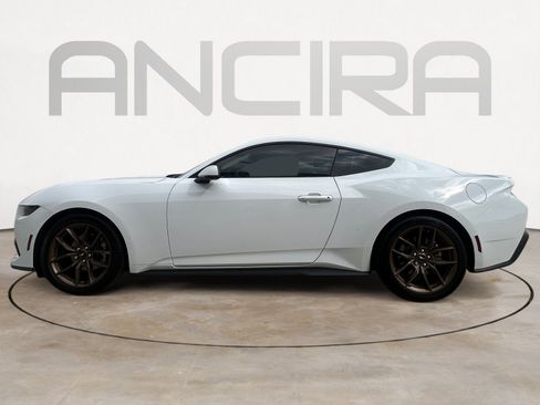 Used 2025 Ford Mustang Premium RWD image 7