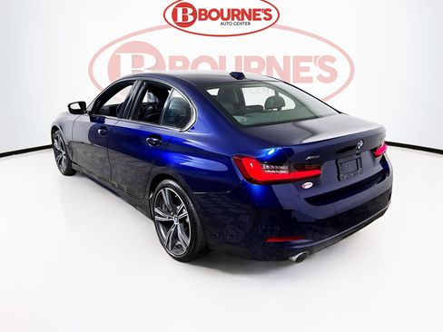 Used 2023 BMW 330i xDrive Sedan w/ Premium Package AWD/4WD image 10