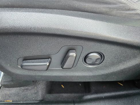 Used 2016 Kia Sorento LX w/ LX Convenience Package image 22