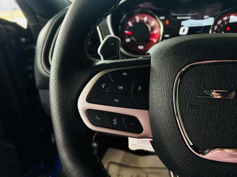 Used 2022 Dodge Challenger SRT Hellcat RWD image 50