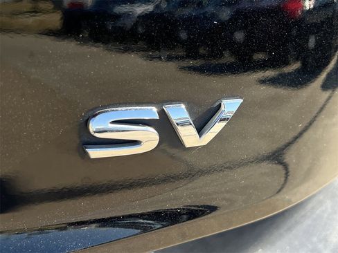 Certified 2023 Nissan Rogue SV image 6