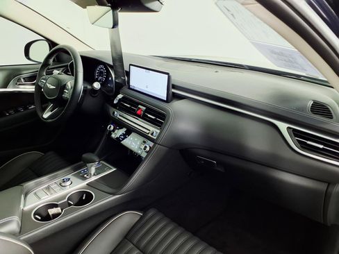 Certified 2026 Genesis G70 2.5T Prestige RWD image 9