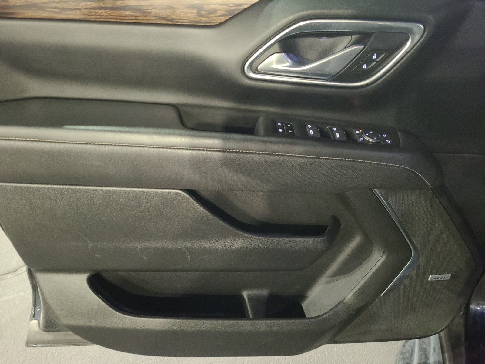Used 2023 Chevrolet Suburban Premier AWD/4WD image 13