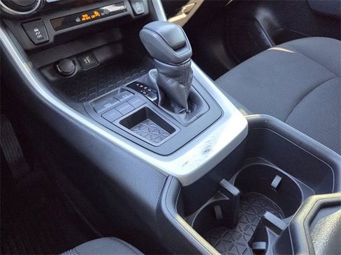 Used 2024 Toyota RAV4 LE image 33