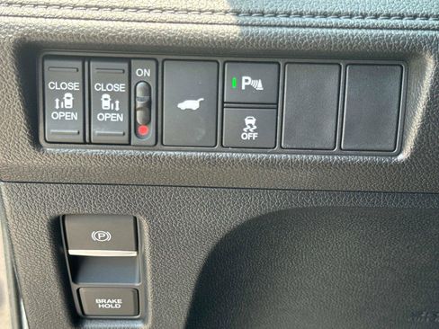 Certified 2026 Honda Odyssey Touring image 31