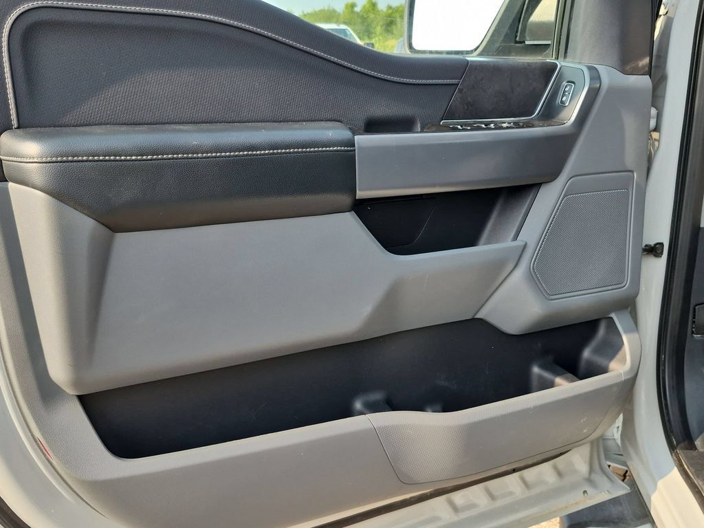 Used 2024 Ford F150 XLT AWD/4WD image 12