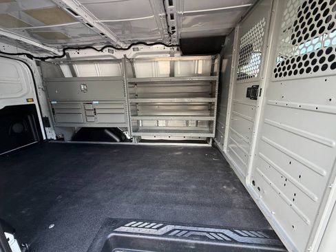 Used 2020 Ford Transit 150 Low Roof RWD image 10