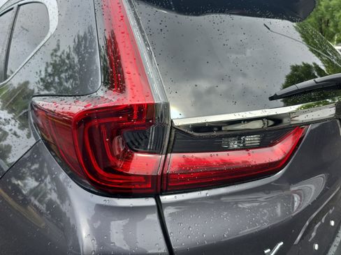 Used 2022 Honda CR-V Touring image 35
