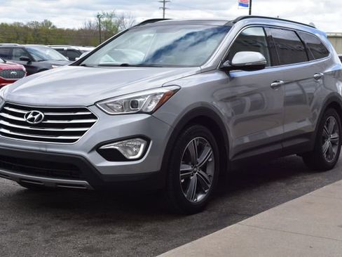 Used 2016 Hyundai Santa Fe SE w/ Option Group 03 AWD/4WD image 14