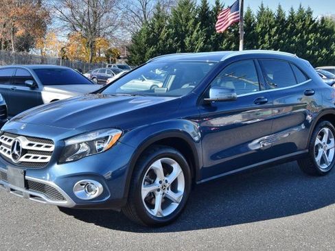 Used 2020 Mercedes-Benz GLA 250 4MATIC image 2