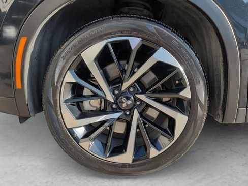 Used 2024 Mitsubishi Outlander SE image 23