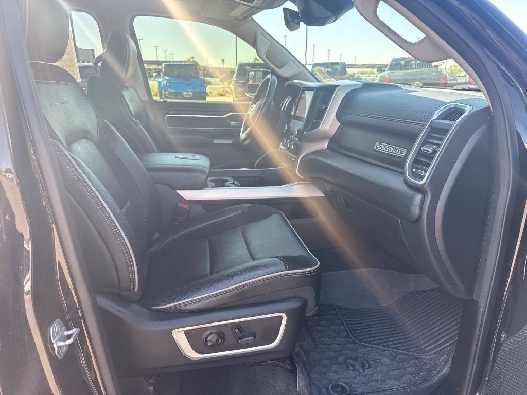 Used 2022 RAM 1500 Laramie AWD/4WD image 32