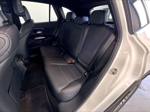 Used 2026 Mercedes-Benz GLC 300 GLC 300 image 19