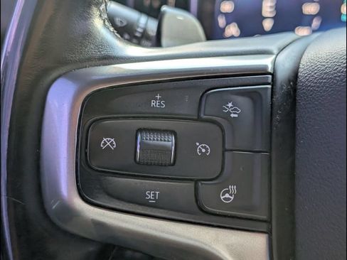 Used 2025 Chevrolet Silverado 1500 LT AWD/4WD image 17