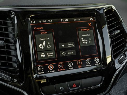 Used 2020 Jeep Cherokee Limited image 39