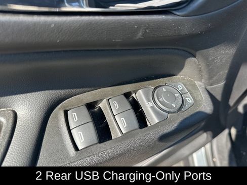 Used 2024 Chevrolet Equinox LT FWD image 13