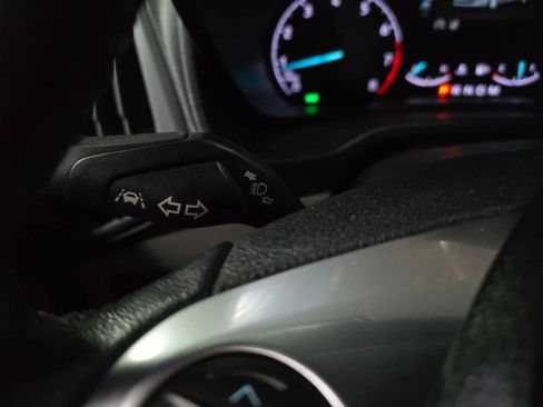 Used 2020 Ford Transit Connect XLT image 23