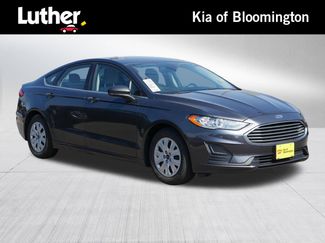 Used 2019 Ford Fusion S image 1