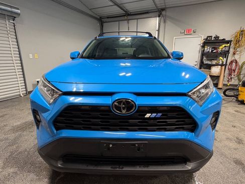 Used 2019 Toyota RAV4 XLE Premium w/ All Weather Liner Package AWD/4WD image 8