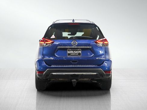 Used 2019 Nissan Rogue SV w/ Premium Package AWD/4WD image 8