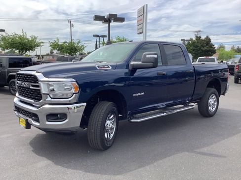 Used 2024 RAM 2500 Big Horn w/ Bed Utility Group AWD/4WD image 5