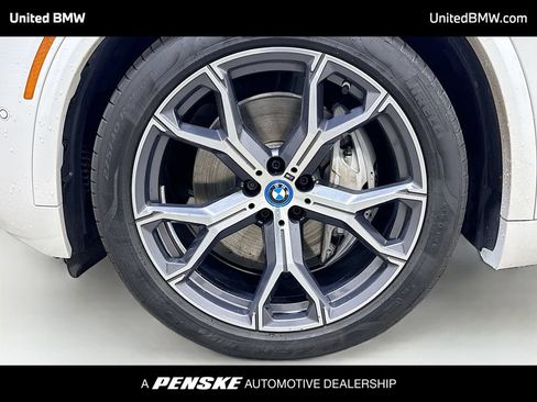 Used 2024 BMW X5 xDrive50e w/ M Sport Package AWD/4WD image 2