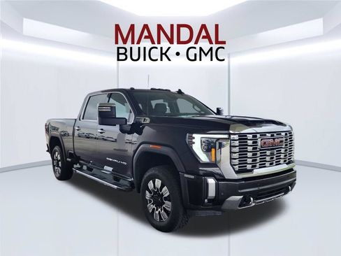 Used 2024 GMC Sierra 2500 Denali AWD/4WD image 1