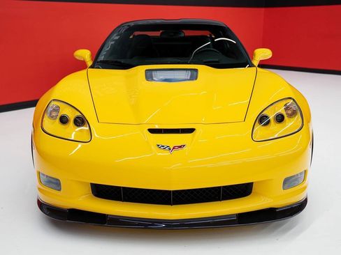 Used 2010 Chevrolet Corvette ZR1 w/ Preferred Equipment Group RWD image 9