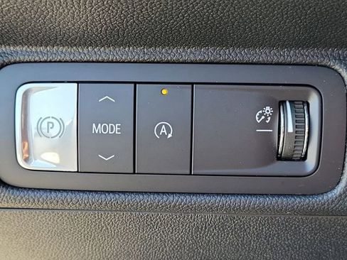 New 2026 Chevrolet Traverse LT image 23