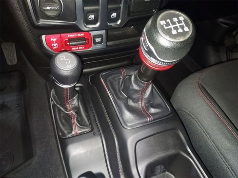 Used 2020 Jeep Wrangler Rubicon w/ LED Lighting Group image 25