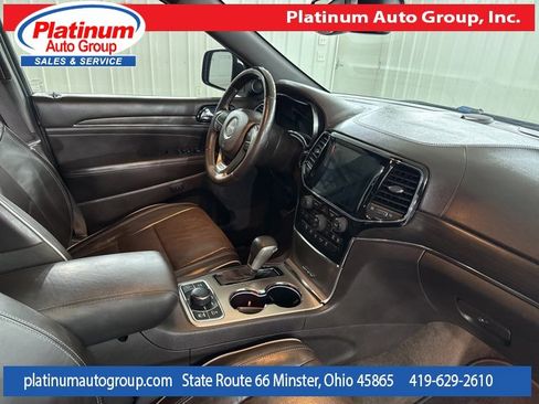 Used 2019 Jeep Grand Cherokee Overland image 42