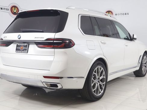 Used 2023 BMW X7 xDrive40i w/ Premium Package image 3