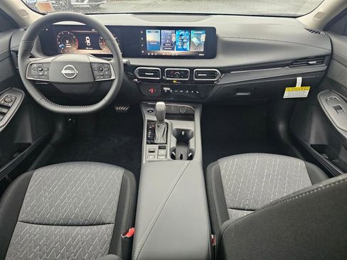 New 2026 Nissan Sentra SV w/ SV Convenience Package FWD image 9