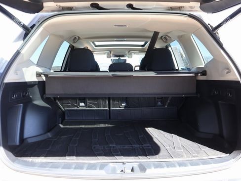 Used 2020 Subaru Forester Premium image 15