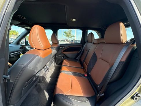 New 2026 Subaru Forester Touring AWD/4WD image 17