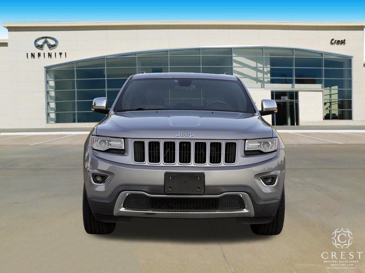 Used 2015 Jeep Grand Cherokee Limited w/ Luxury Group II RWD image 3