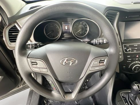 Used 2017 Hyundai Santa Fe Sport AWD/4WD image 11