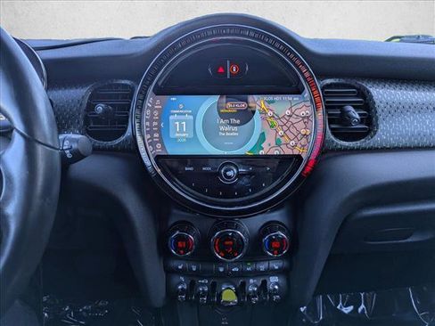 Used 2022 MINI Cooper SE image 13
