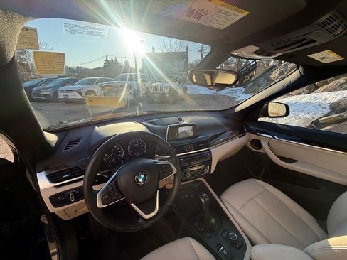 Used 2018 BMW X1 xDrive28i w/ Convenience Package image 14