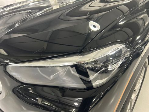 Used 2023 BMW X5 xDrive45e w/ Climate Comfort Package image 7